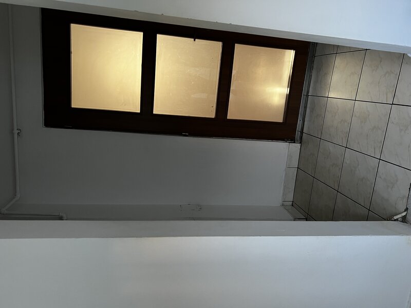 Aparatorii Patriei, statie metrou 1 min.